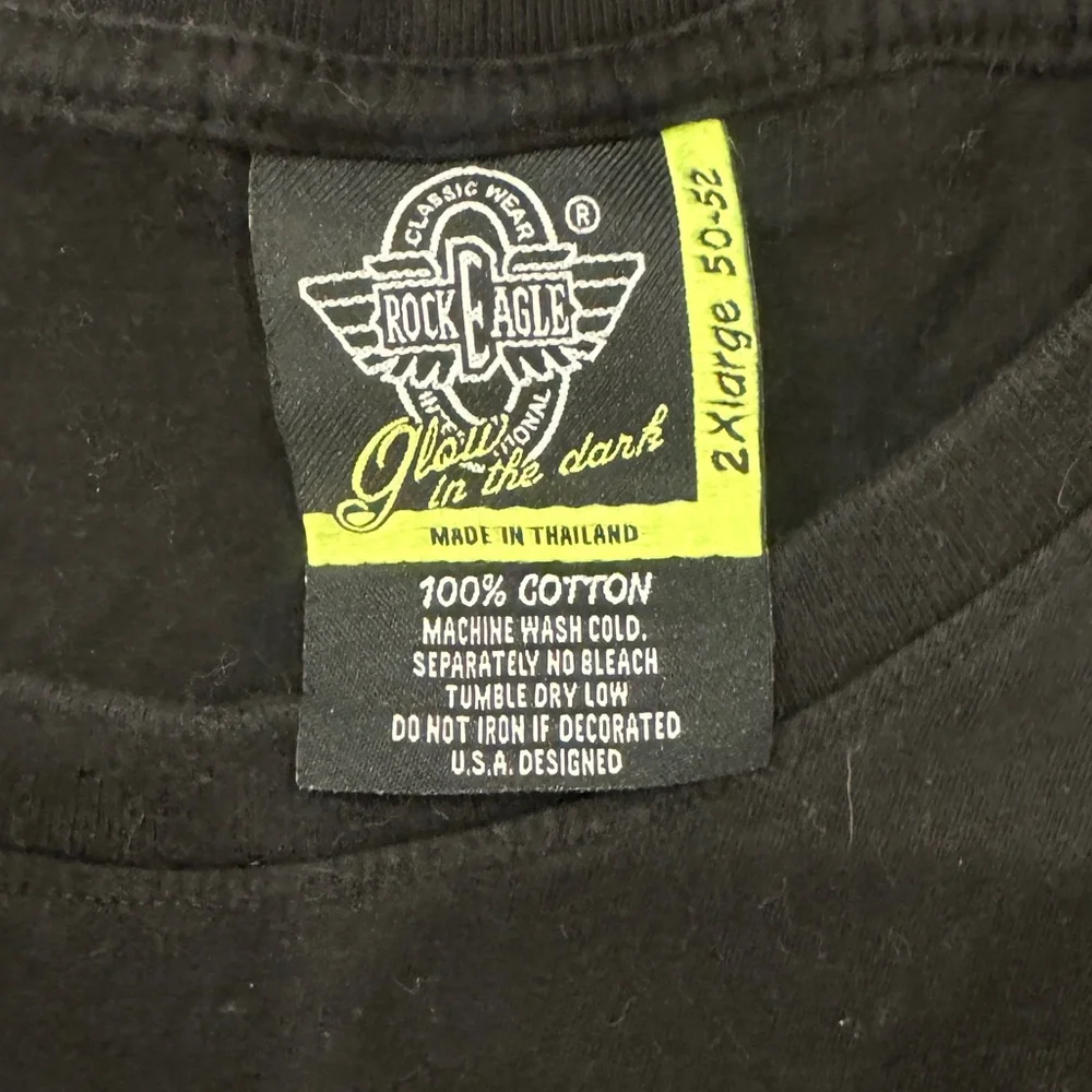 Men’s 2XL Tshirt Rock Eagle Glow in the Dark Celtic Motif Skull Dragons & sword - Picture 4 of 6